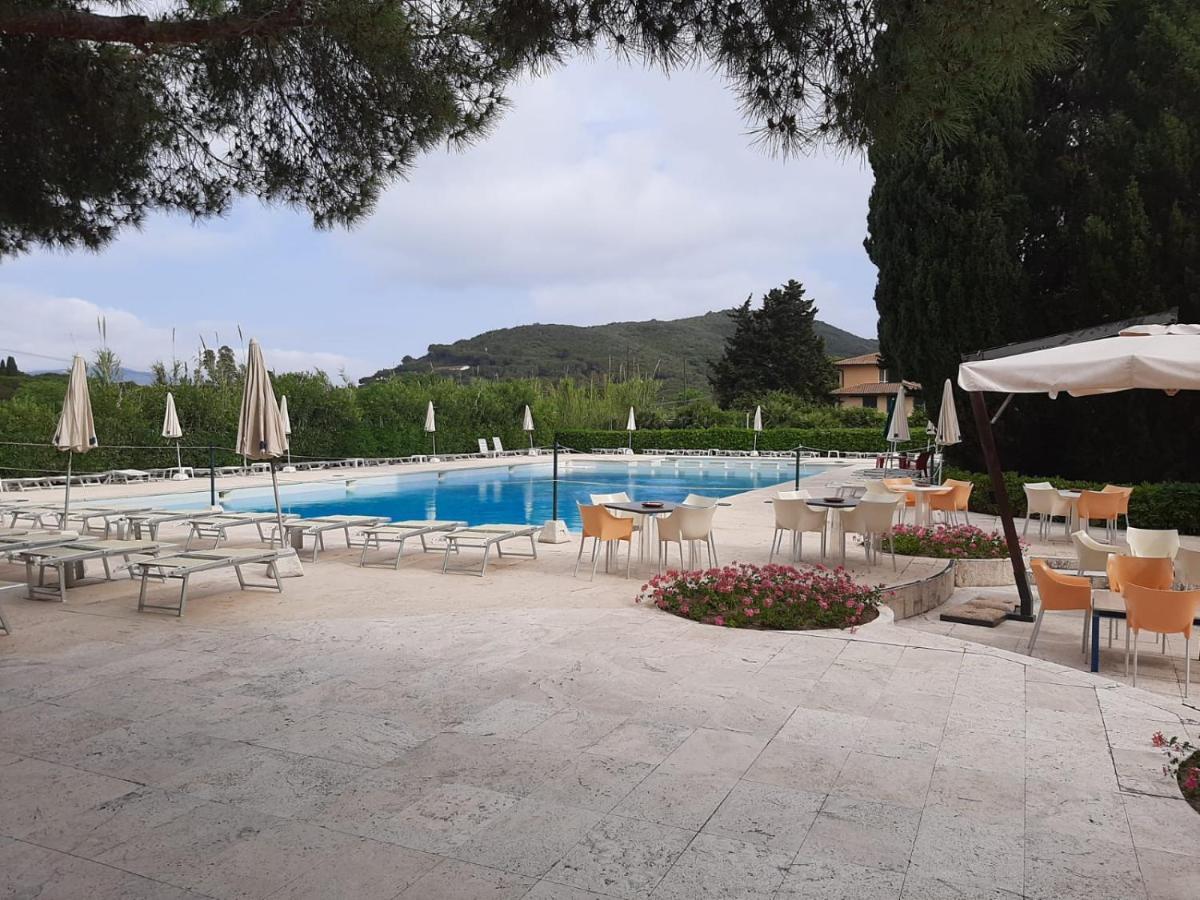 Resort Club