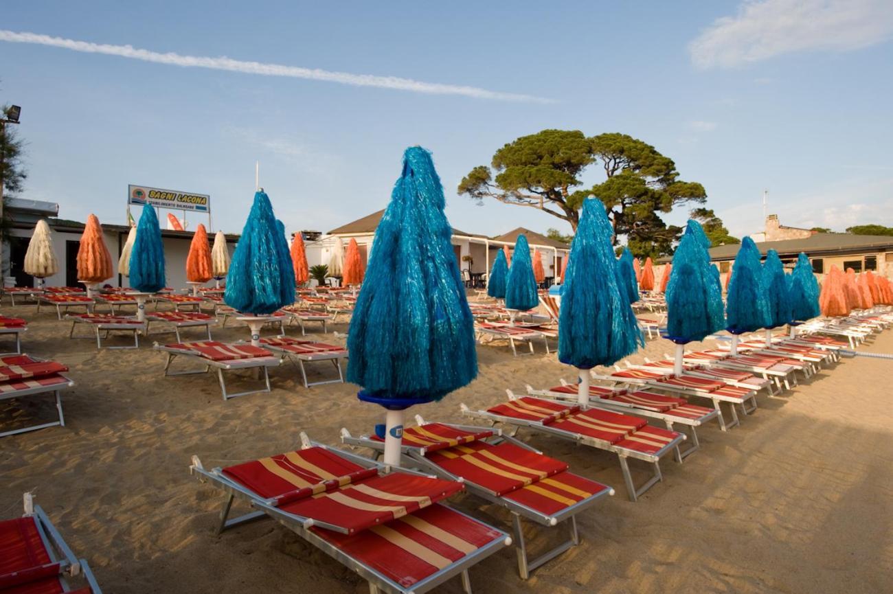 Club Lacona