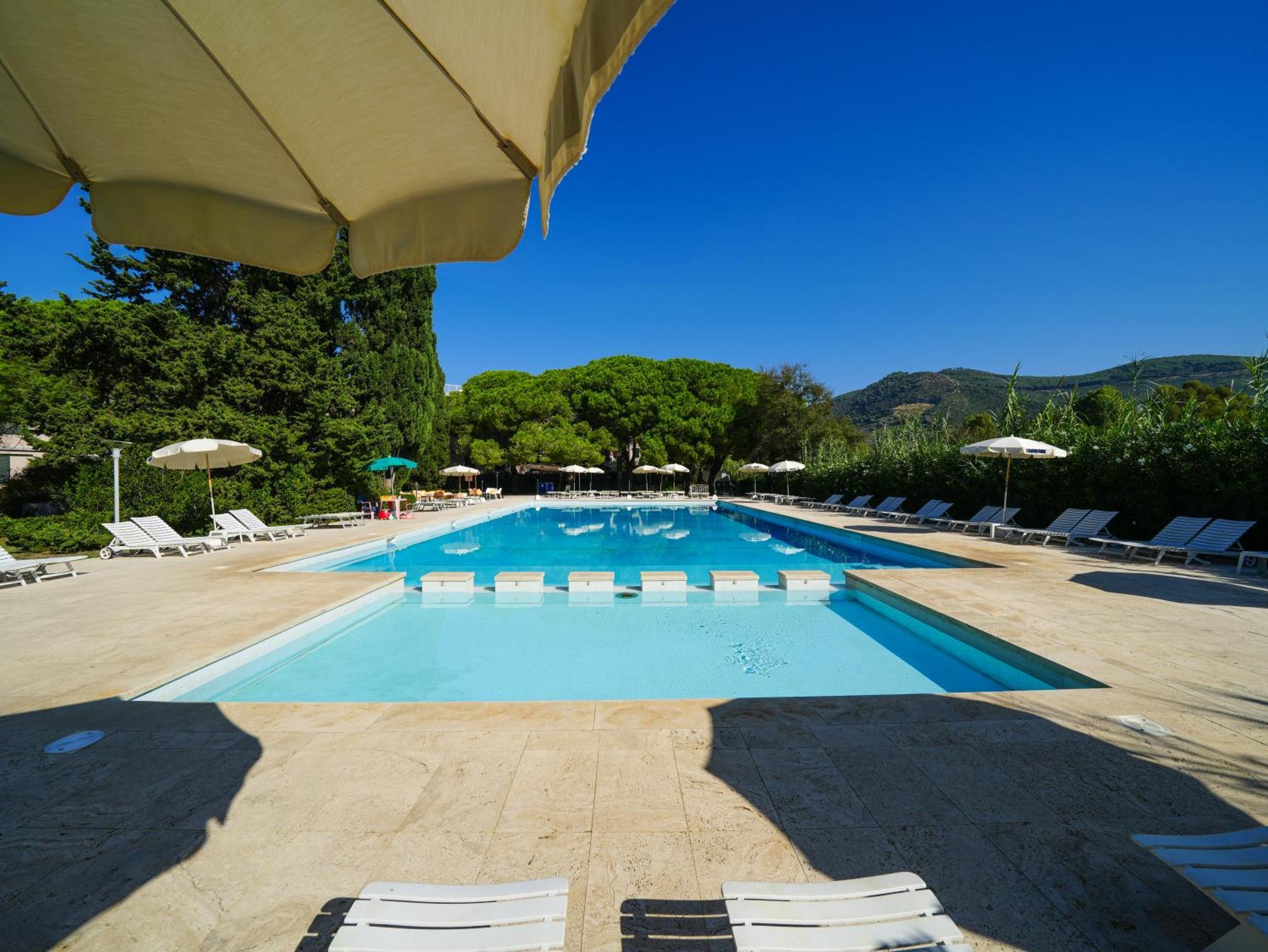 Resort Club 4*