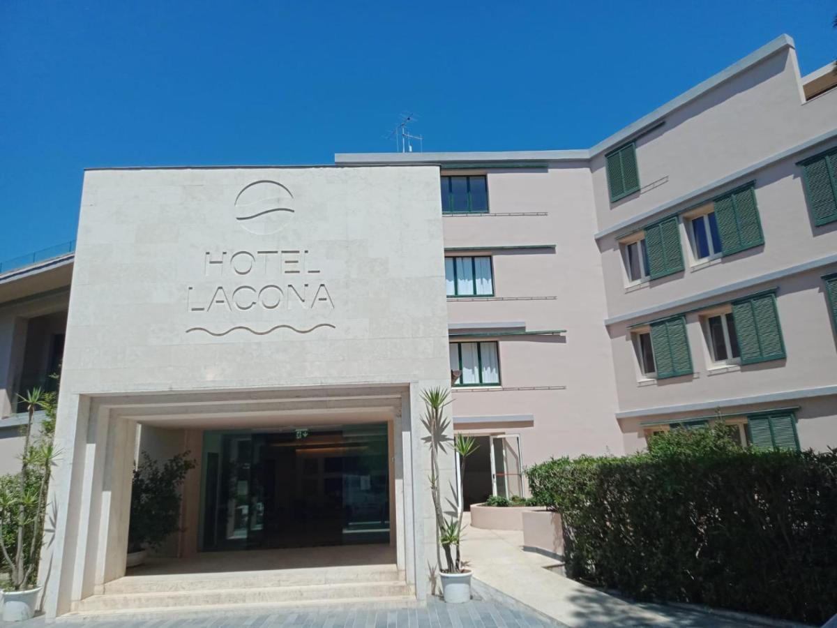 Club Lacona