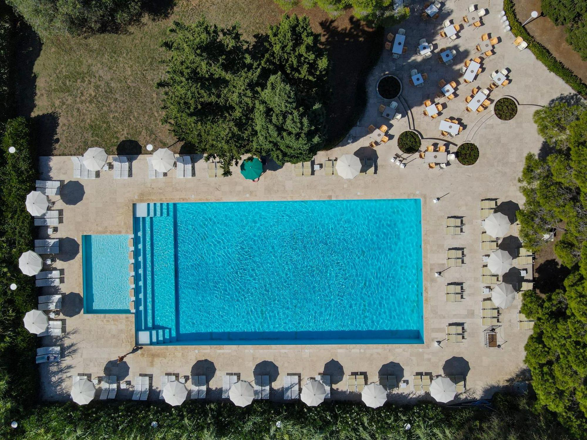 Club 4*
